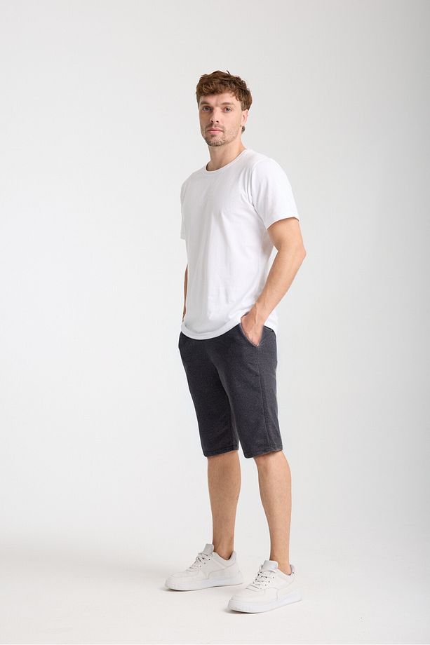 Erkek midi boy yan cepli belden bağcık ayarlamalı basic spor penye şort - 3