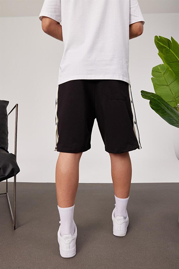 شورت أسود بخطوط و2 أزرار - 6