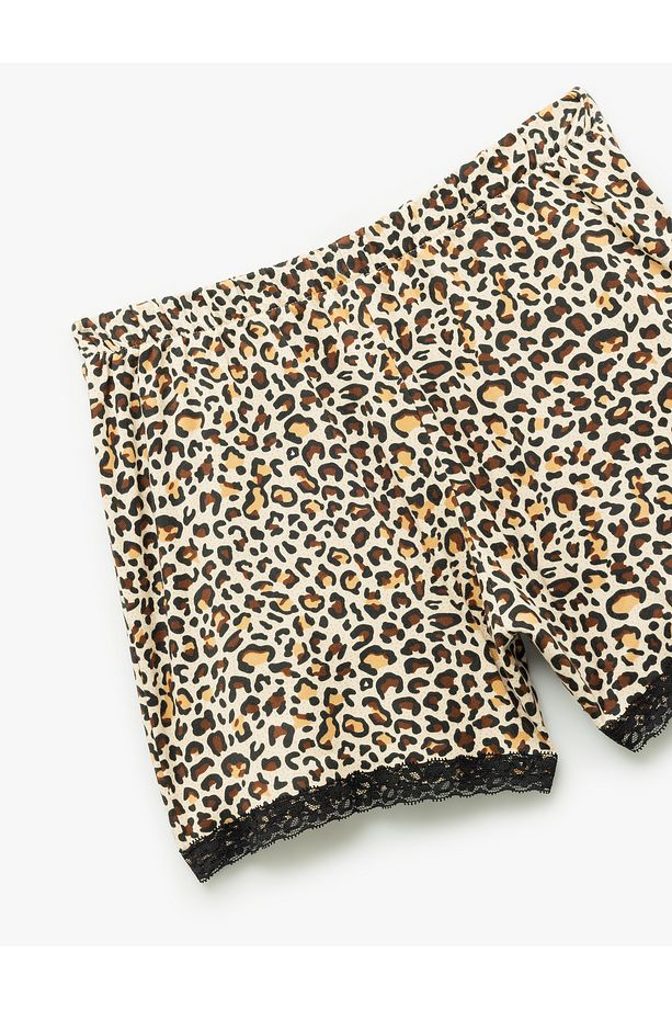 Dantel Detaylı Leopar Desenli Şort Pijama Altı - 5
