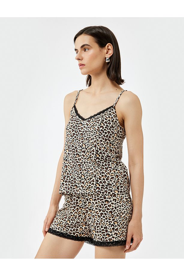 Dantel Detaylı Leopar Desenli Şort Pijama Altı - 2