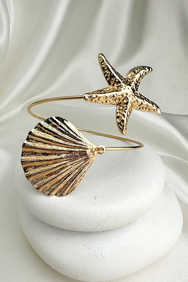 Gold Color Seashell, Starfish Detail Adjustable Arm Accessory (Diameter: 9cm)