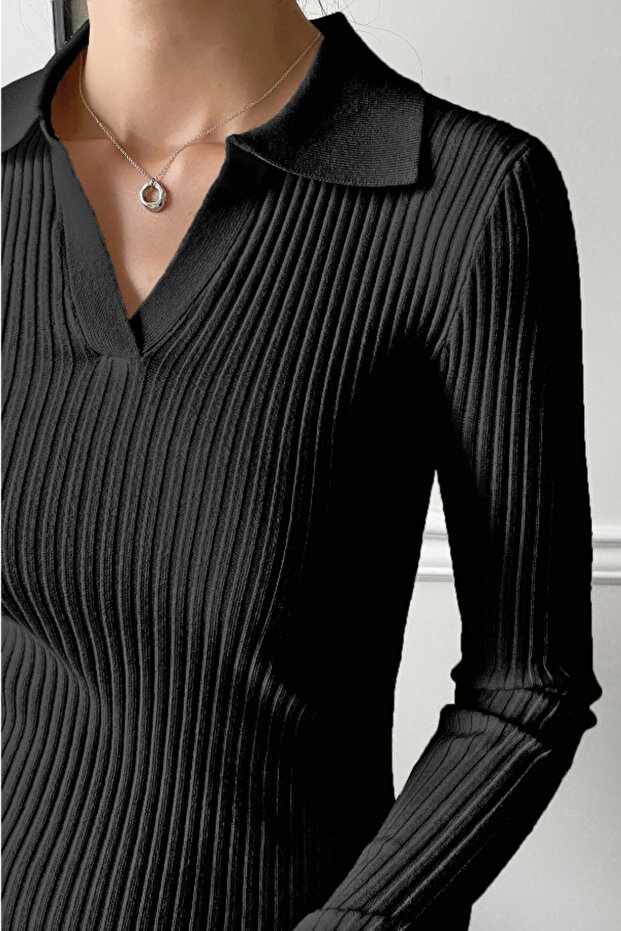 Schwarzer gerippter Strickpullover mit Polokragen - 5