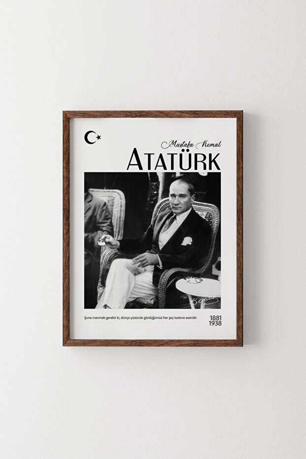 Atatürk - Wooden Patterned Frame