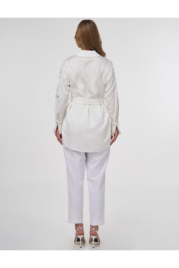 Çiçek Aplikeli Saten Tunik Ekru - 5