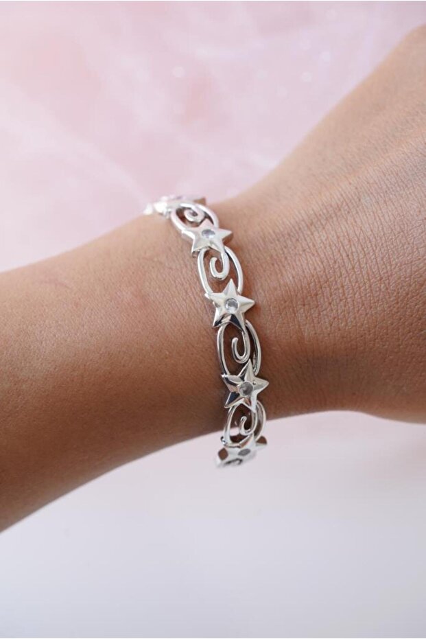 سوار نجمة الصف - 4