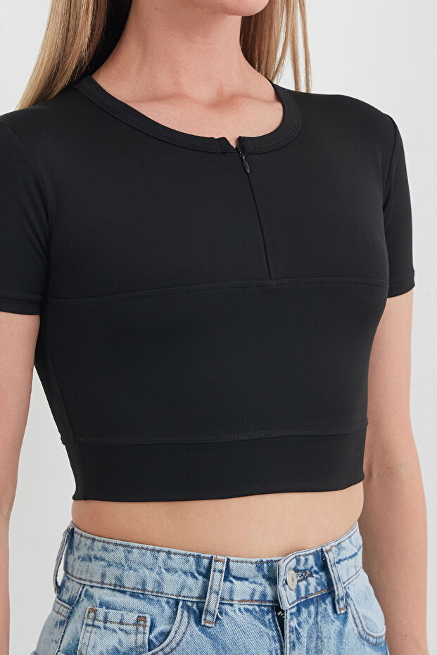 Basic Yarım Fermuarlı Dalgıç Kumaş Crop Tişört - 5