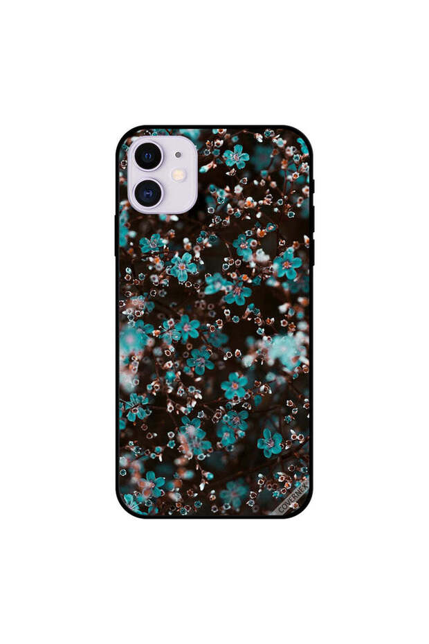 غطاء حماية لجهاز iPhone 11 زهور زرقاء صغيرة على الأشجار