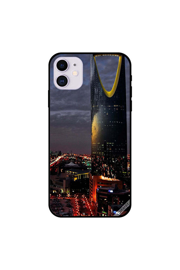 غطاء حماية لجهاز iPhone 11 منظر برج الفيصلية في المساء