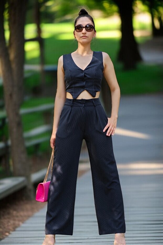Line Pattern Unlined Masculine Vest Pleated Plazzo Pants Double Set