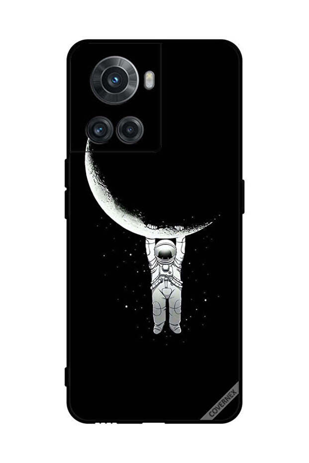 غطاء حماية لهاتف OnePlus 10R معلق على القمر