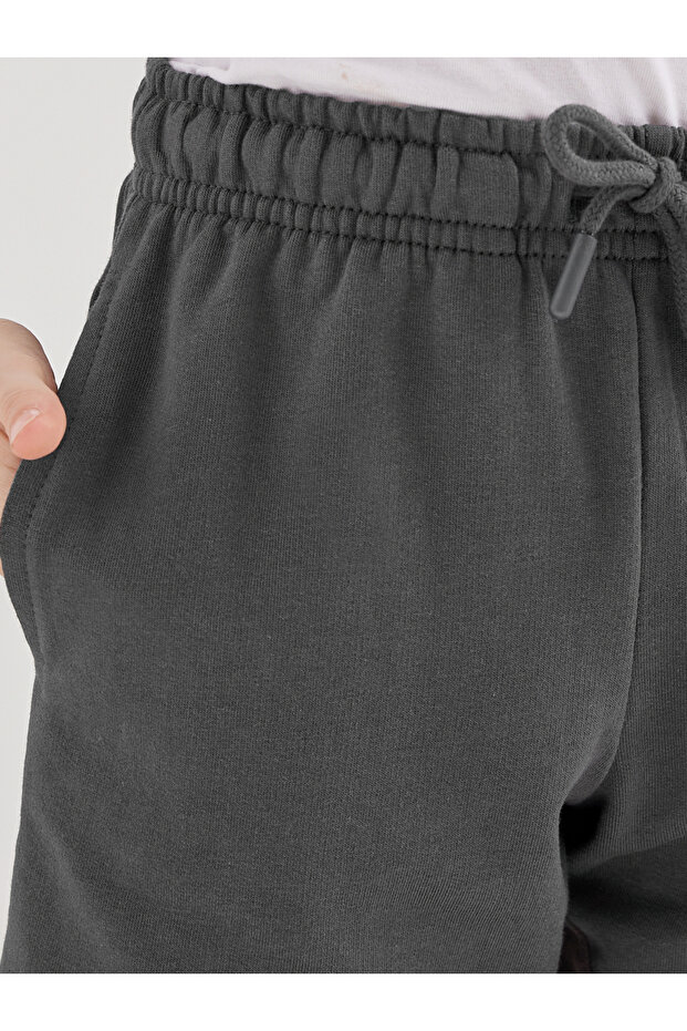 Solid Shorts with Drawsting - 3