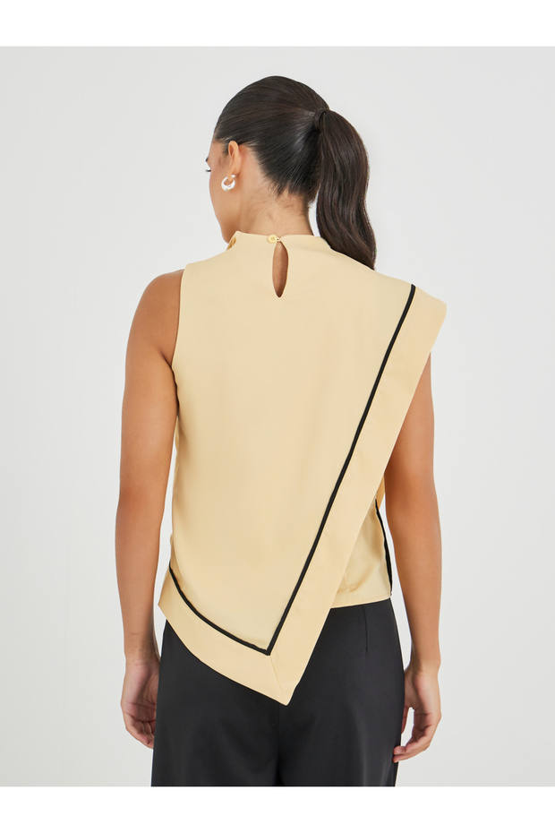 Solid Asymmetric Hem Sleeveless Top - 5