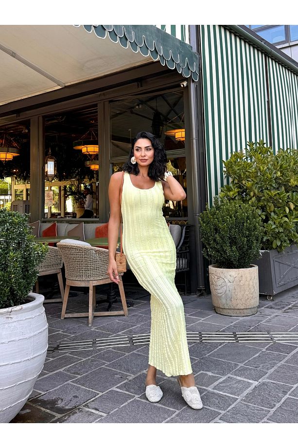 Kadın Sarı Askılı Sırt Dekolteli Jakarlı Kolsuz Maxi Boy Astarlı Elbise - 2