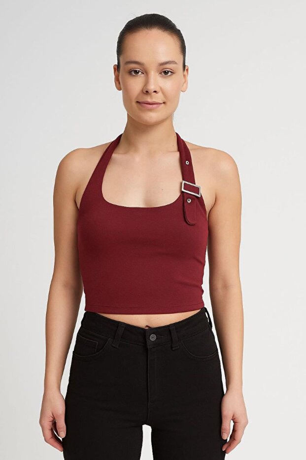 Body-Fitting Knitted Blouse with Halter Neck Belt Detail
