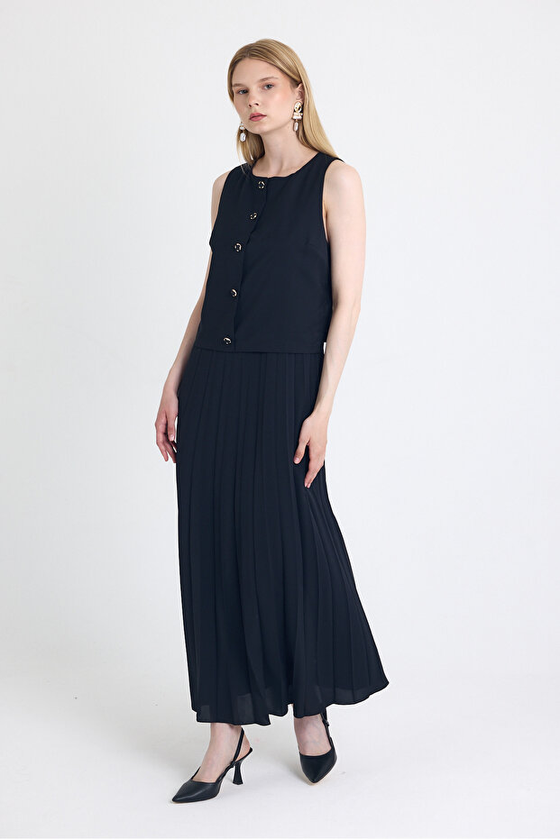 فستان مطوي بأزرار أمامية باللون الأسود 251627 - 2