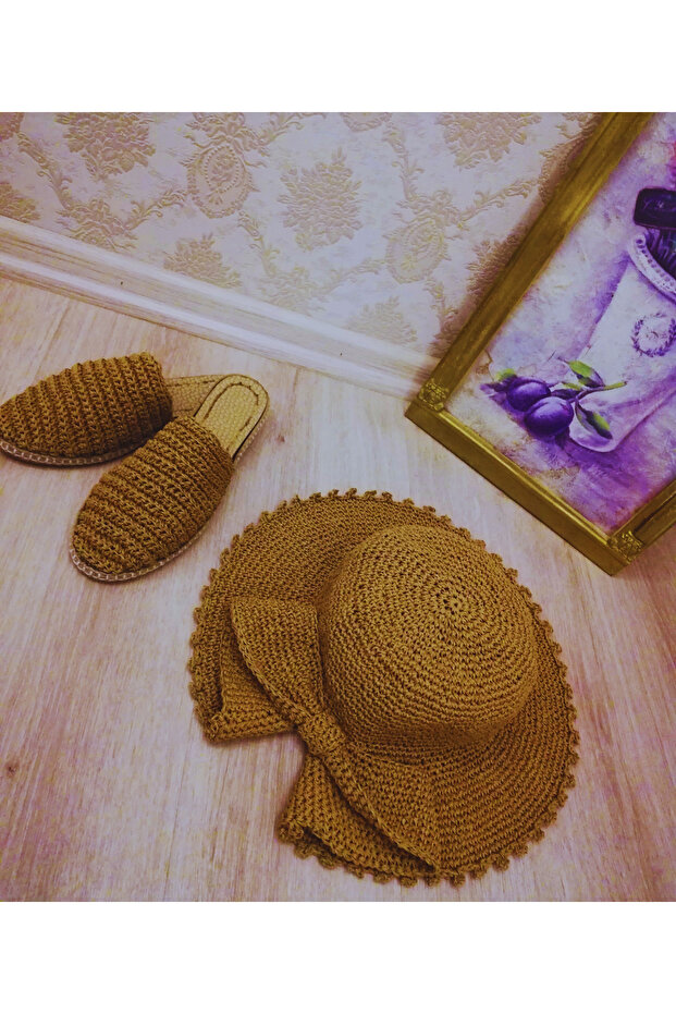 Kadın Boho Yaz Seti – Örgü Şapka ve Hasır Terlik Seti - 1