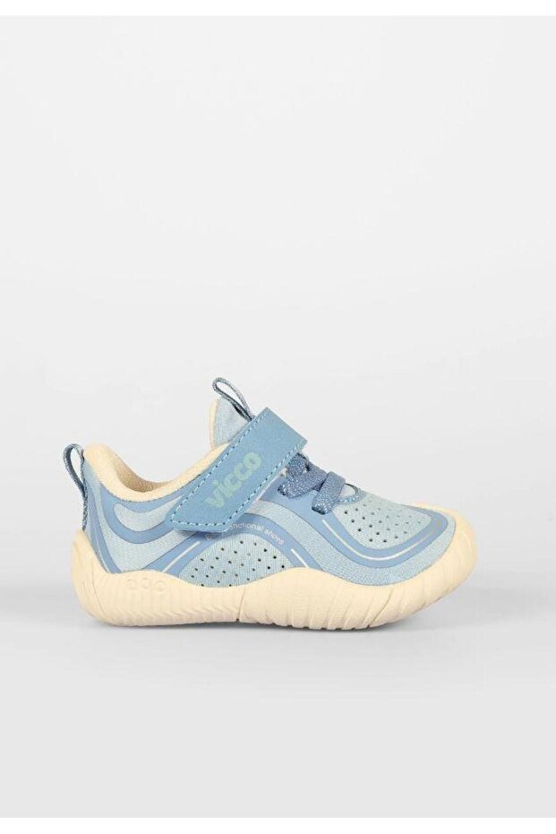 أحذية الخطوة الأولى - 1