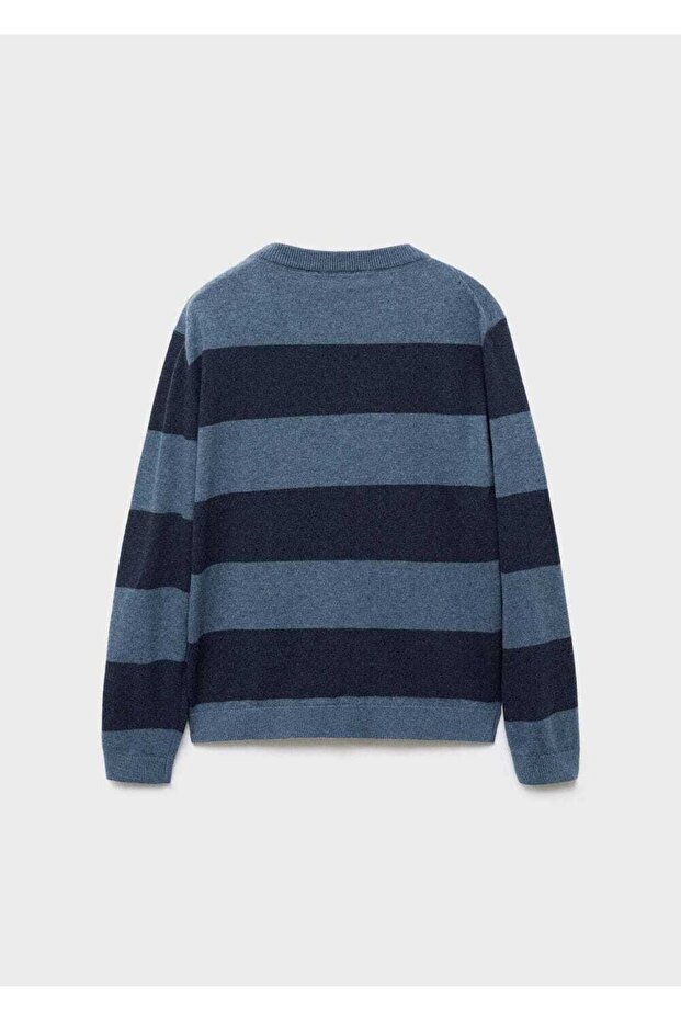 Çizgili triko kazak - 4