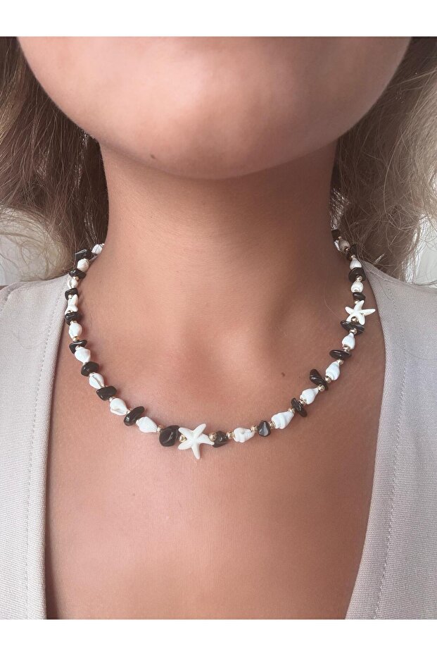 Obsidian Stone with Sea Star and Shell Necklace – Natural and Elegant Handmade