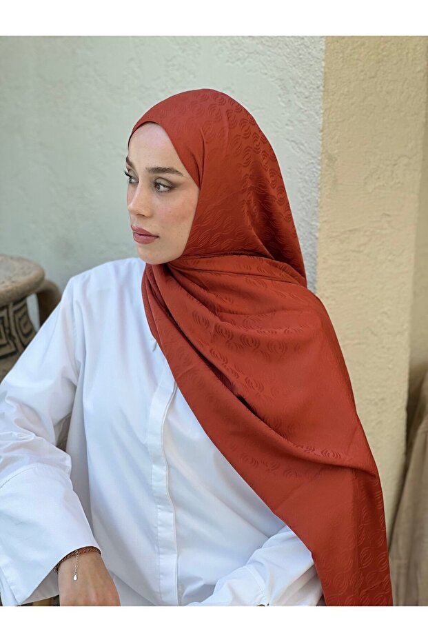 شال بنمط صدى من سلسلة جاكار حريري - 2