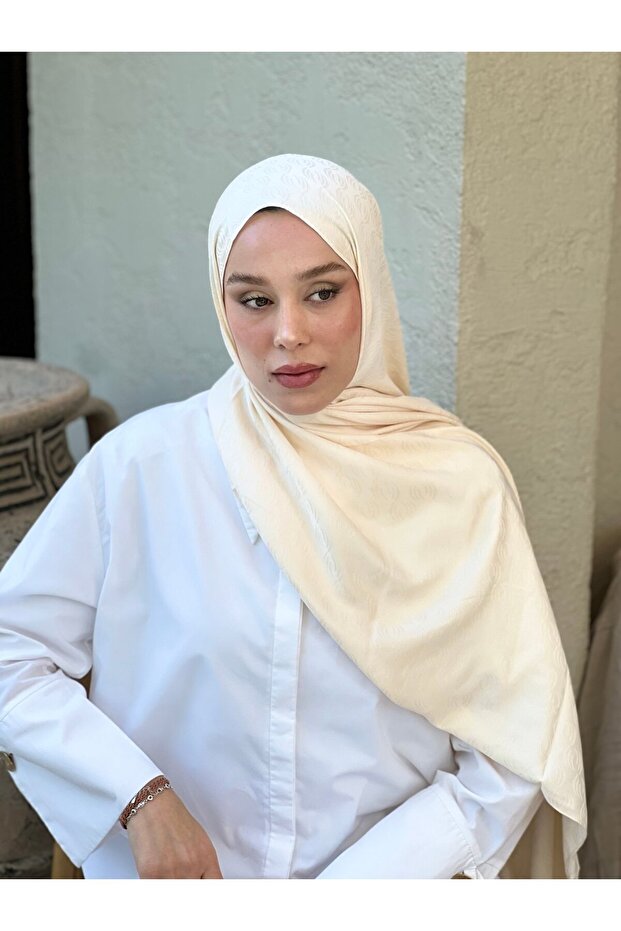 شال بنمط صدى من سلسلة جاكار حريري - 3