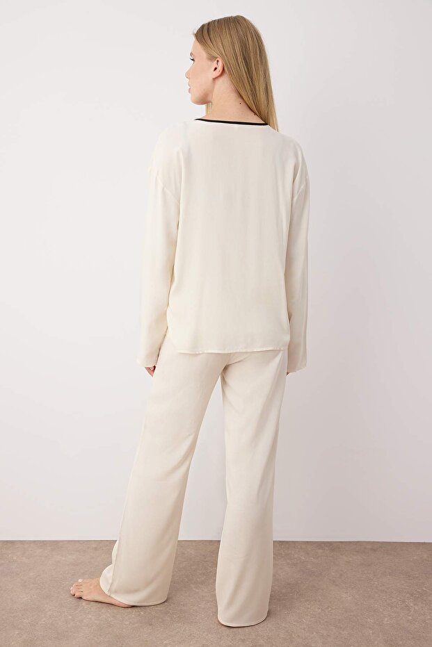 Ekru Kurdele/Fiyonk ve Biye Detaylı Viskon Dokuma Pijama Takımı THMAW26PT00007 - 4