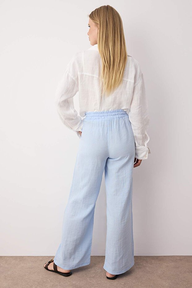 Mavi Müslin Beli Lastikli Yüksek Bel Wide Leg/Geniş Paça Pantolon TWOSS25PL00131 - 4