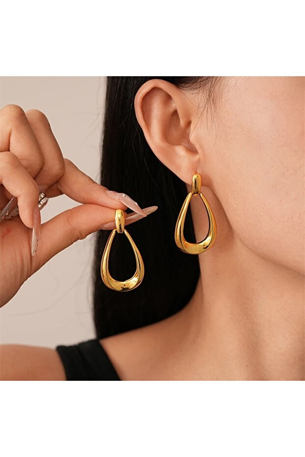Ceris Gold Retro Style Water Drop Earrings