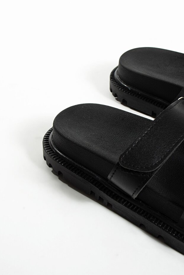 Siyah Cırtlı Anatomik Rahat Taban Kadın Terlik - 7