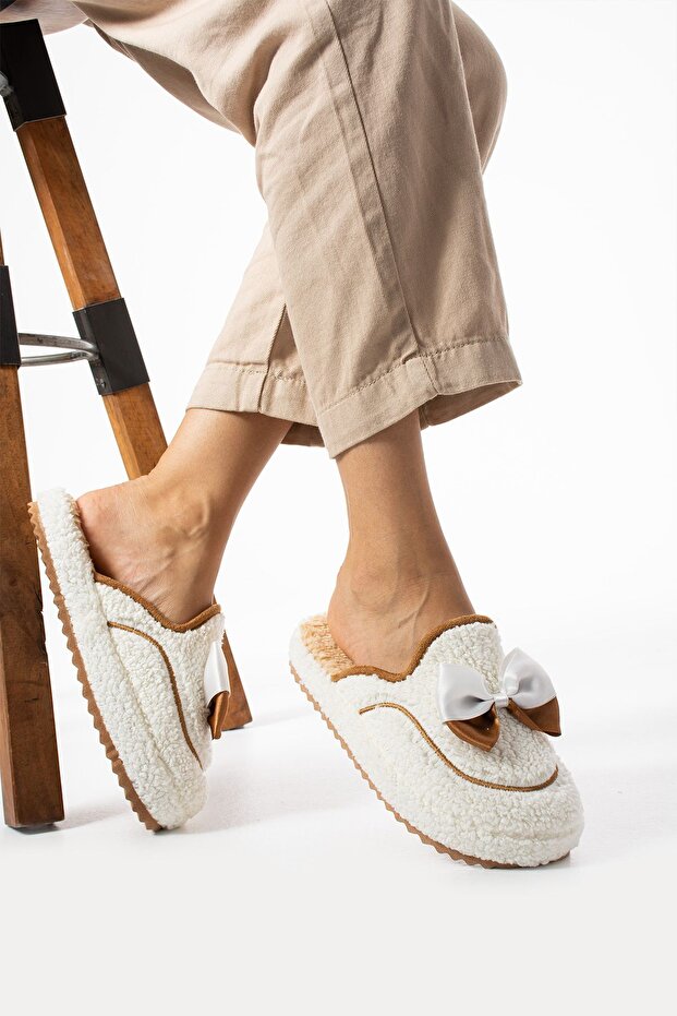 Beyaz Papyon Kışlık Kadın Terlik - 3