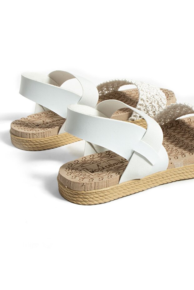 صندل مطاطي محبوك من القش الأبيض - 7