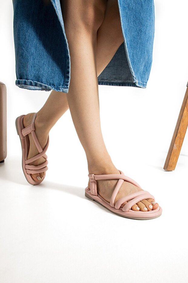 Púdrové dámske sandále s elastickým pásikom - 3