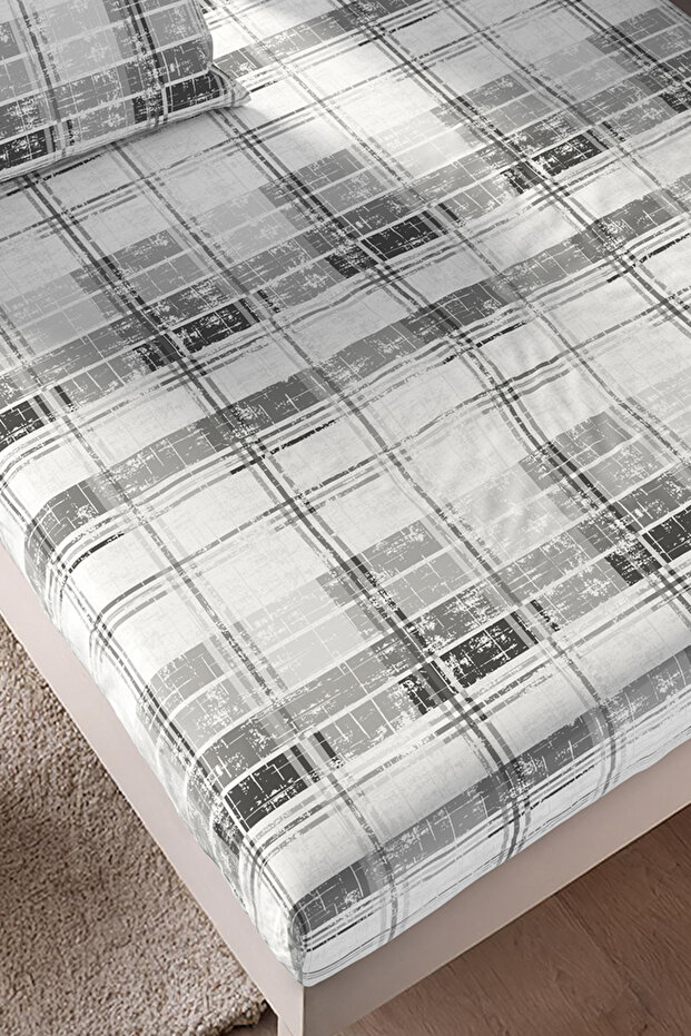 Berry Patterned Elastic Sheet Set - Single/Double/Queen Size - 5