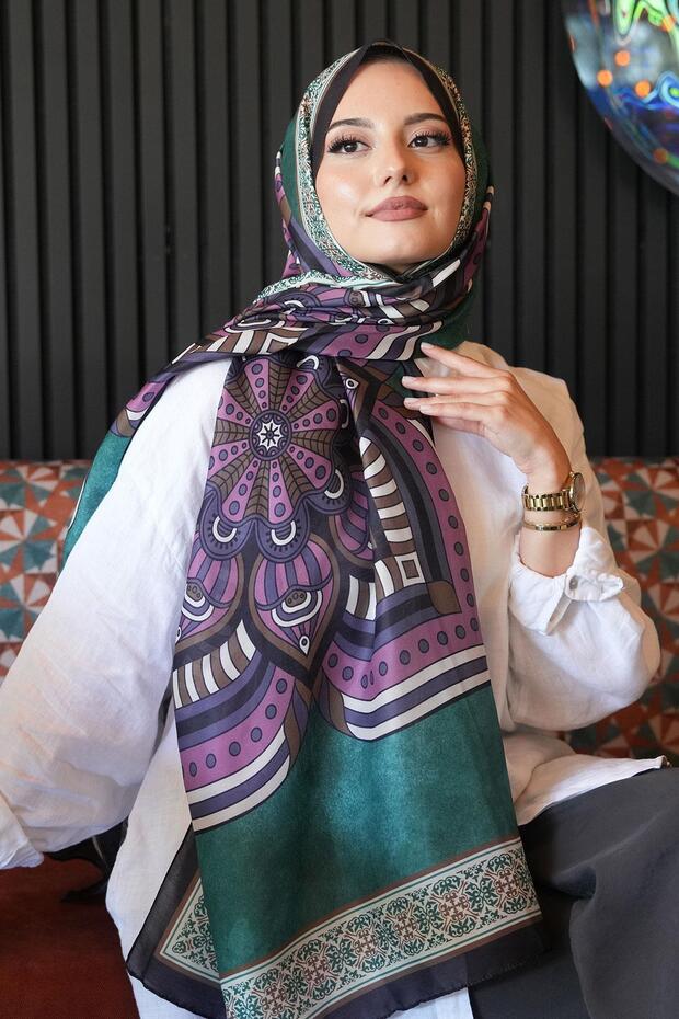 شال من القطن الناعم بنمط هندسي من الزمرد - 4