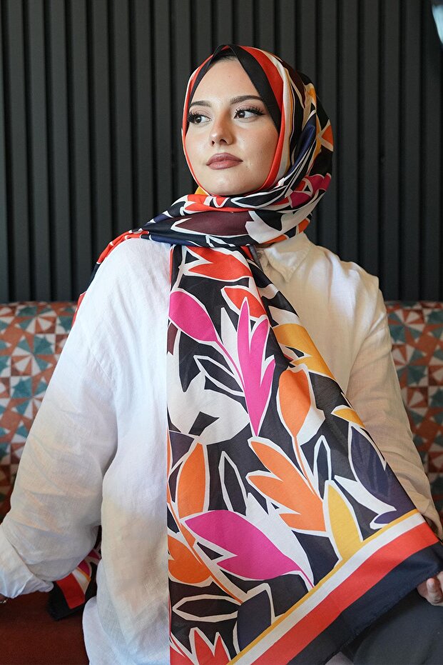 شال قطني ناعم باللون الأحمر بنمط أوراق الشجر - 1