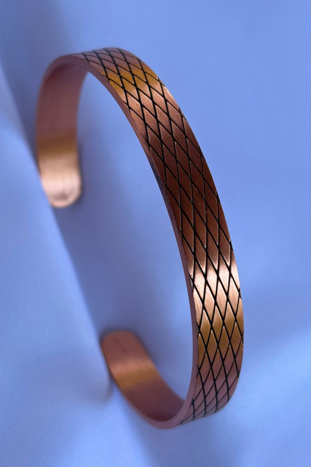 Unisex Copper Bracelet Made with Geometric Pattern Handcrafted