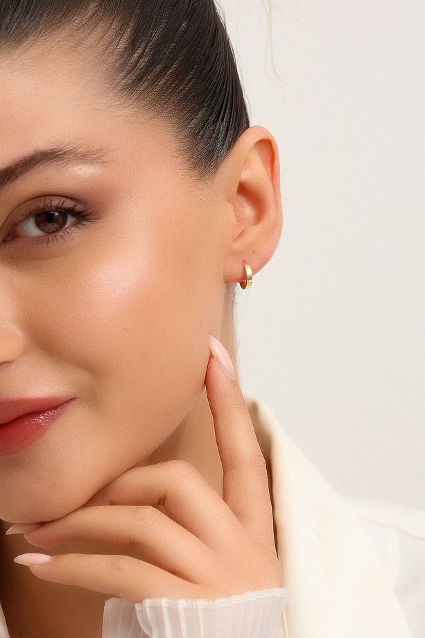 8 Ayar Altın Düz Tek Halka Küpe Gizli Kilitli 1 Cm - 2
