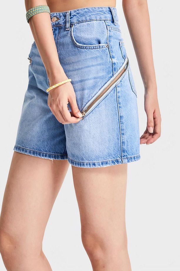 Kadın Mavi Renk 2s5-3 Midi Boy Yandan Fermuarlı Mom Fit Yüksek Bel Tasarım Denim Şort - 1