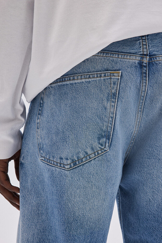 Loose Straight Jeans - 3