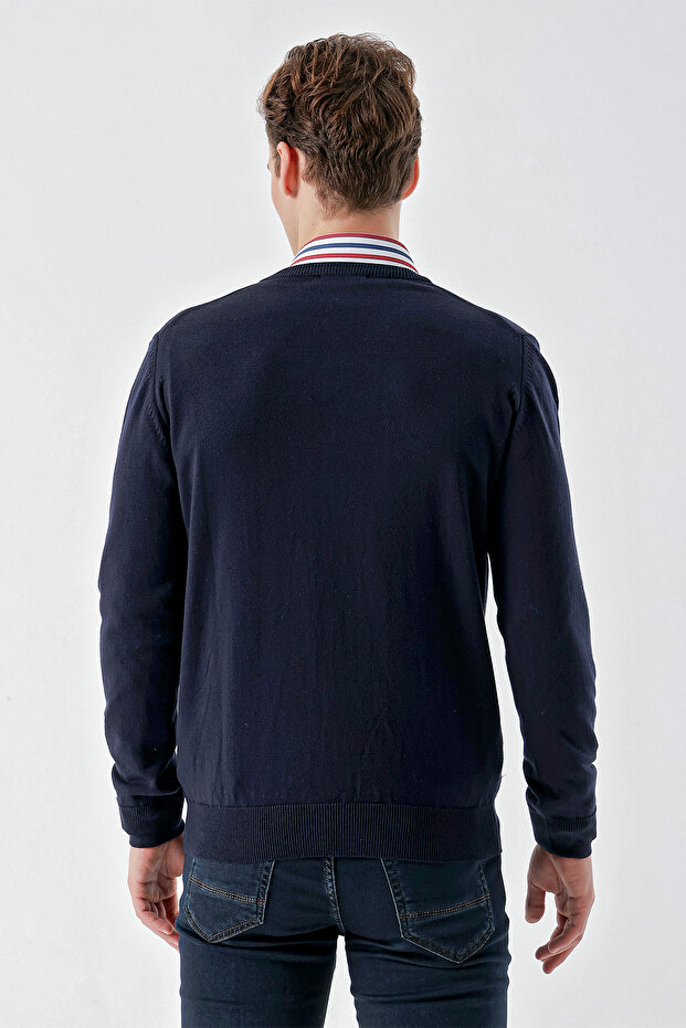 Erkek Lacivert Basic V Yaka Dynamic Fit Rahat Kesim Triko - 7