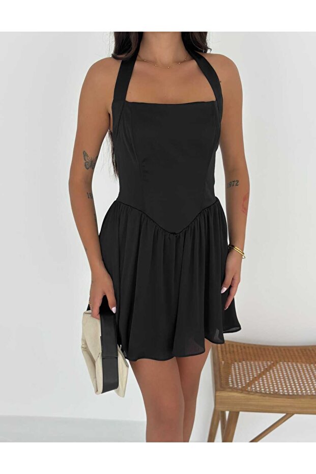 فستان الأميرة بدون أكتاف بأزرار - 5