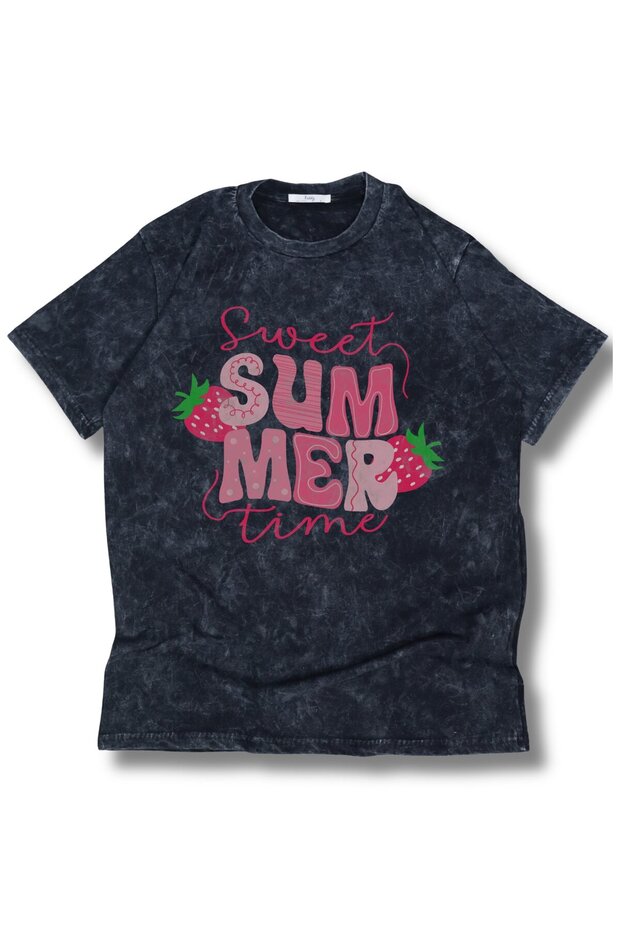 Oversize Sweet Summer Time Printed Washable T-Shirt, Unisex Strawberry Fruit Themed Retro T-Shirt