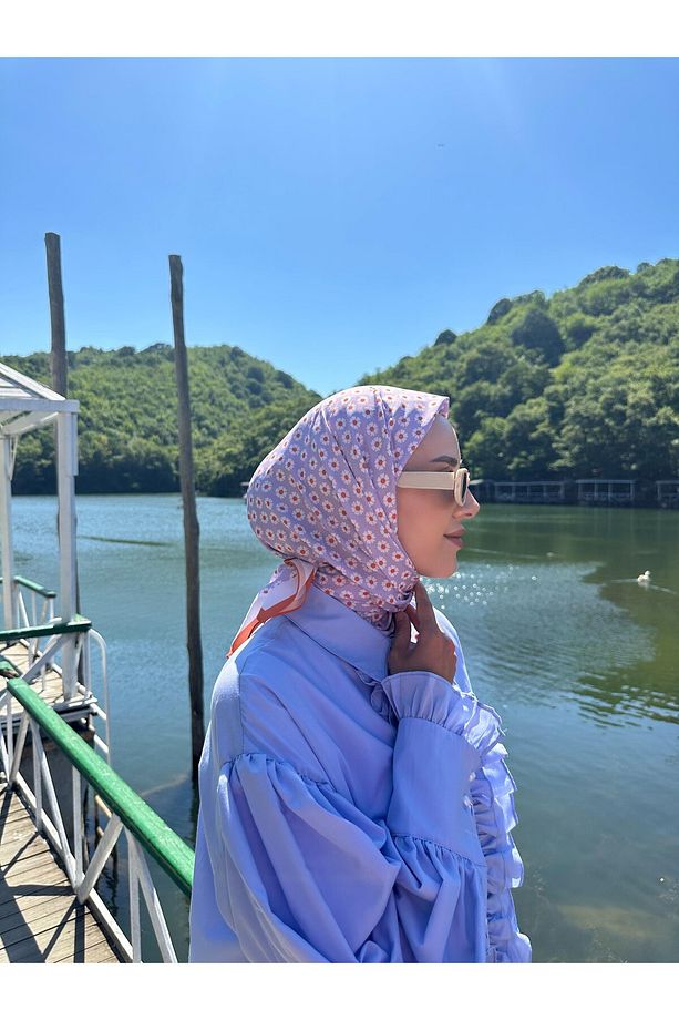 Papatya Desenli Eşarp - 2