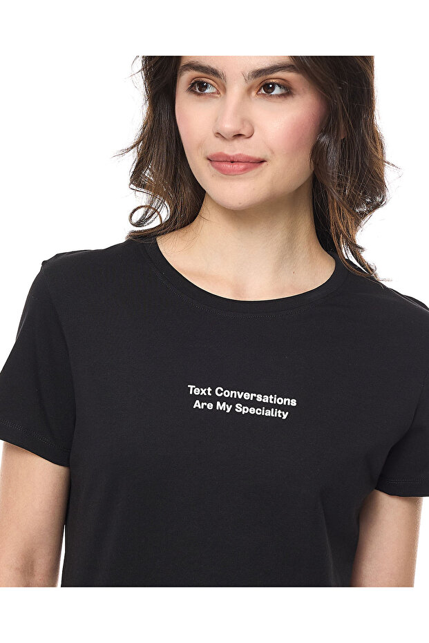 تي شيرت نسائي أسود برسومات أساسية مقاس 8-18 - 3