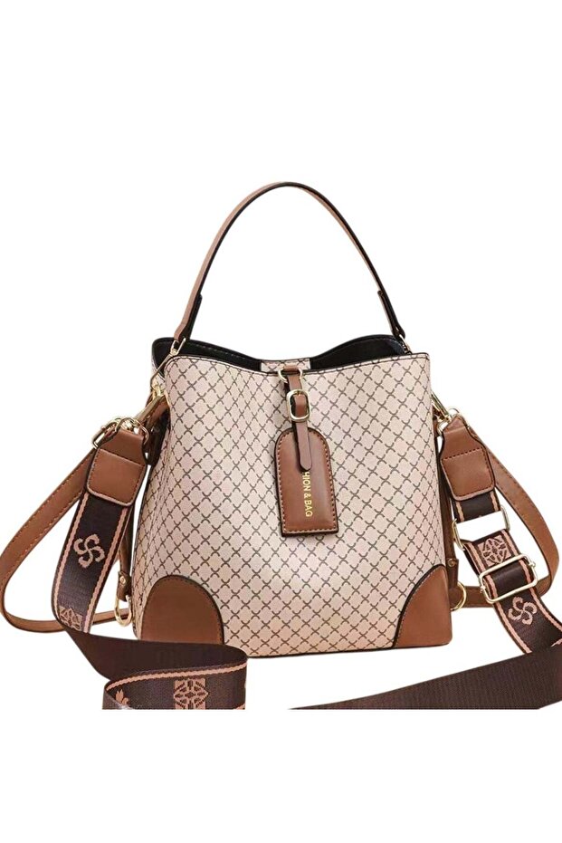 Elegant Designer-Inspired Shoulder Bag for Women