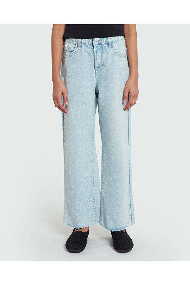 بنطال قصير خفيف للغاية من - 2