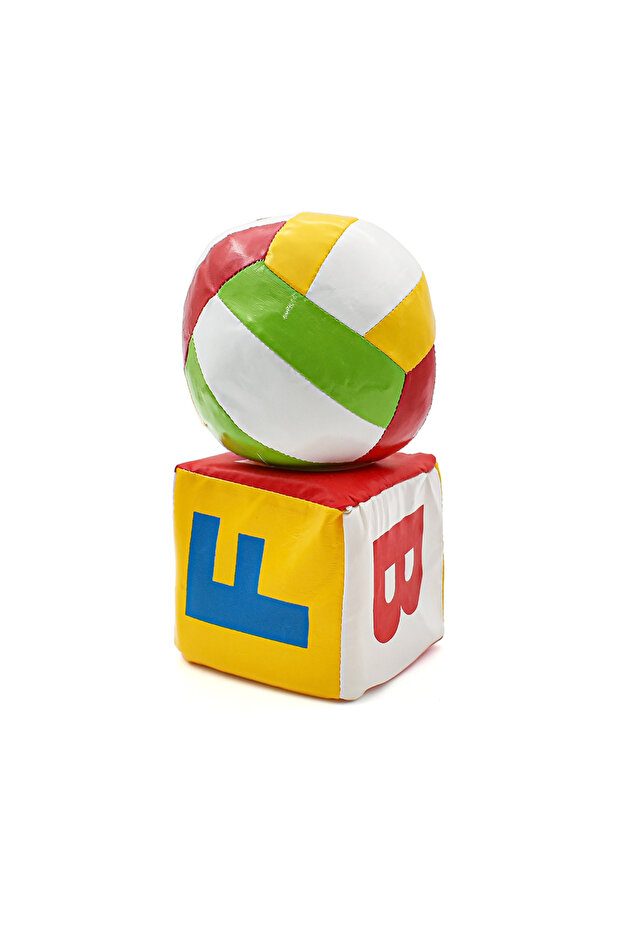 كورة ومكعب اسفنج حجم الكف - 1