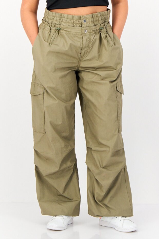 Women Regular Fit Solid Cargo Pants, Khaki