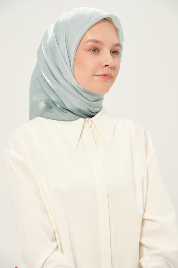 Amber Square Scarf 90X90 cm Non-Slip Fabric Green
