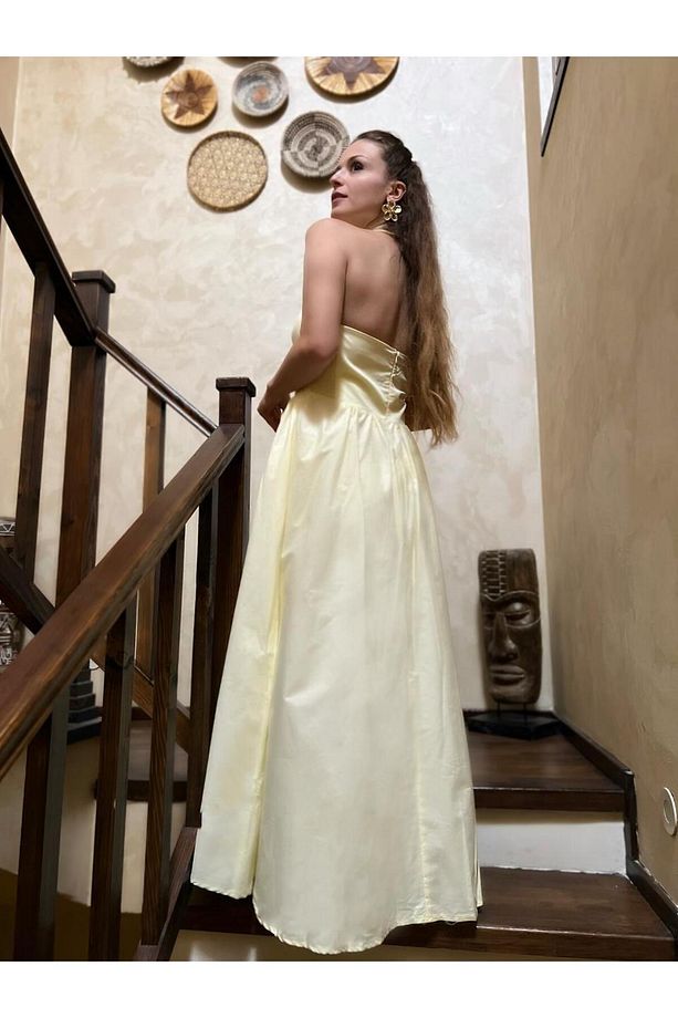 Sarı Boyundan Bağlamalı Yazlık Maxi Elbise - 2